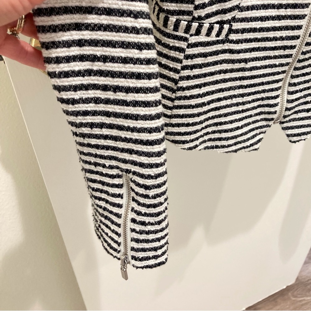 H&M jacket black and white gold metallic striped fitted zip-front blazer - Picture 9 of 16
